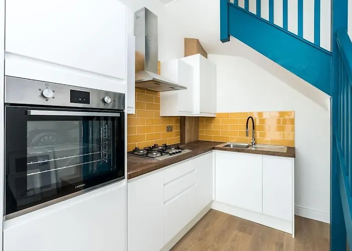 Cosy Duplex In Battersea