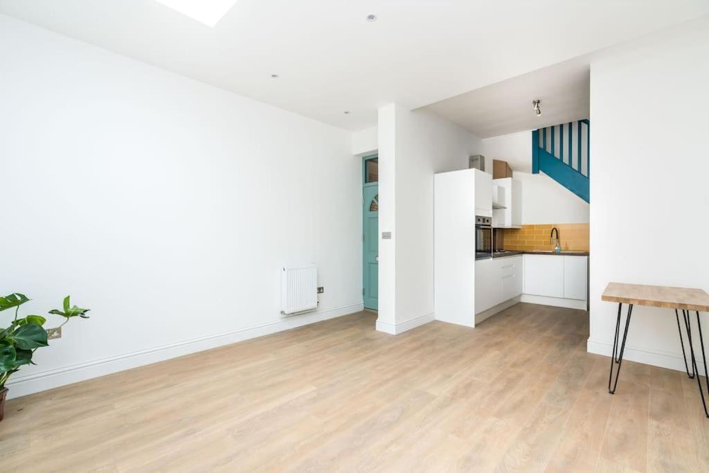 Cosy Duplex In Battersea *